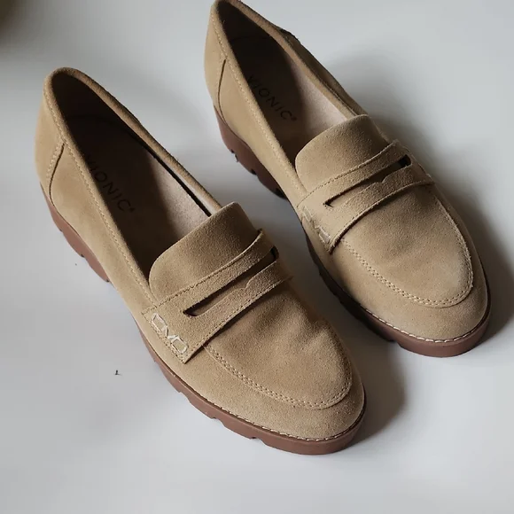 Vionic Tan Suede Penny Loafers Comfort Orthotic Slip On Flats - Picture 3 of 10